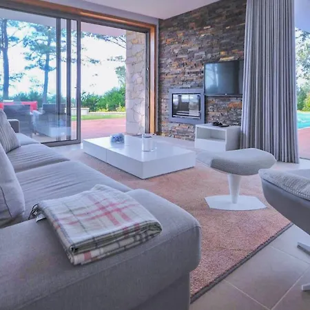 Villa Bonita Moradia Contemporanea Com Piscina Privada *