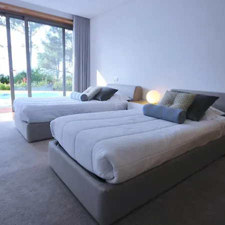 Villa Bonita Moradia Contemporanea Com Piscina Privada